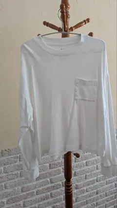 ホワイト 長袖 Tシャツ M-L ポケット付き
