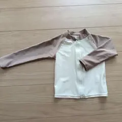 バースデイ 長袖ラッシュガード 100cm ベージュ アイボリー