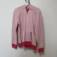 ピンクパーカー