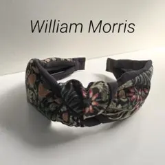 Item thumbnail for item f3c579cd-433b-4622-b29f-8725b2955f13