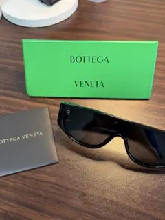 Bottega Veneta ブラックサングラス ORIGINAL_06のサムネイル