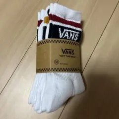 VANS ソックス 3足セット Mサイズ　(赤二つ)のサムネイル