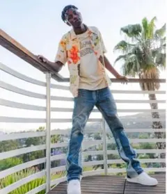 mnml フレアデニム