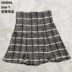 未使用品 SNIDEL スナイデル フレアーミニスカショーパン ブラック