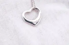 Tiffany & Co. ハート型シルバーネックレス