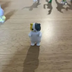 猫 フィギュア 約3センチ