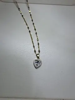 ハート型ジルコニアネックレス