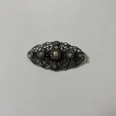 シルバー フィグラリー　ブローチ　ビンテージ