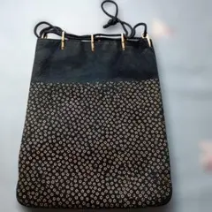 黒の花柄巾着バッグ　印伝