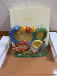 新品未使用　レア当時物　ディズニーストア　プーさん　ファミリーフォトフレーム