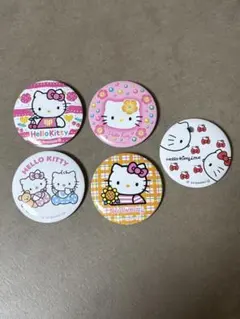 ハローキティ 缶バッチ5個セット