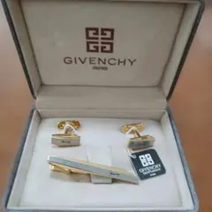 GIVENCHY ネクタイピンセット カフスボタン付き