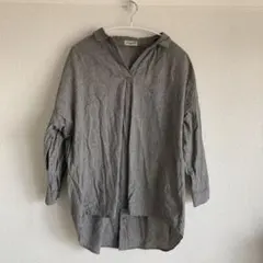 サマンサモスモス 。黒白Vネック 長袖シャツ