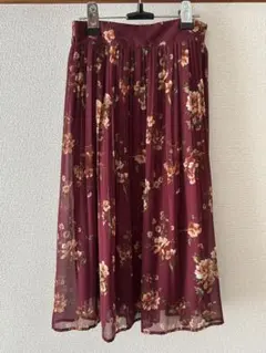 花柄シフォン　プリーツスカート バーガンディ