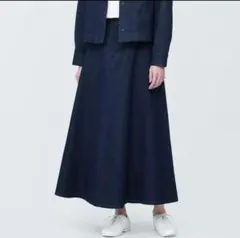 無印良品 木の実から作ったカポック混デニムフレアスカート