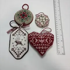 刺繍デザインクリスマスオーナメント4個セット