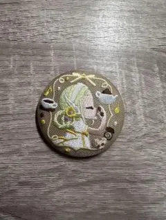 おジャ魔女どれみ 刺繍缶バッジビスケット 飛鳥ももこ（パティシエ）