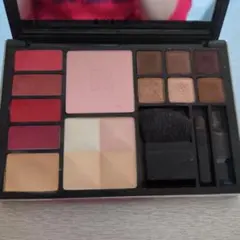 Givenchy Travel Makeup Palette - メルカリ