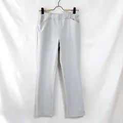 【セシール】ストレッチストレートパンツ（M）ウエストゴム　吸汗速乾　パールグレーのサムネイル