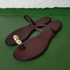 LE TALON ブラウン フラットサンダル