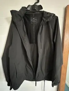 ナイロンジャケット 黒