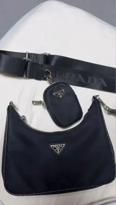 PRADA Re-Edition2005Re-Nylon バッグのサムネイル