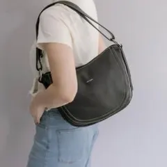 Item thumbnail for item 52906c9c-ee49-450f-944f-14edaf5e8a29