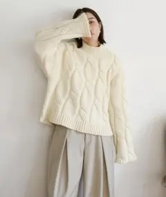 select MOCA アイボリー ケーブル編み ニット