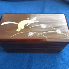 Item thumbnail for item c7354b94-a81c-43d0-953b-f073a2949620