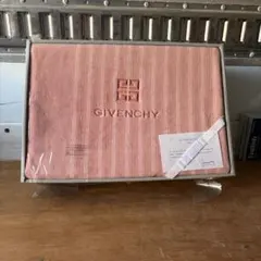 Item thumbnail for item 06213f3f-e2f4-4d56-8220-ea9eb2a119a1