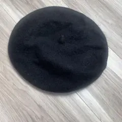 黒いウールベレー帽