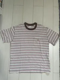 赤 Tシャツ