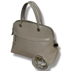 フルラ　ショルダーバッグ　2way　新型　パイパー　レザー　ベージュ