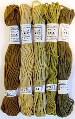 8010 T.E.C マタルボン 刺繍糸 4番 5束