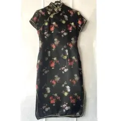 チャイナドレス