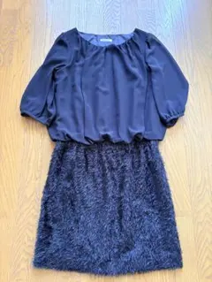 結婚式⭐︎食事会⭐︎ブラックドレス⭐︎上品なブラウス、シャギーで華やかにのサムネイル