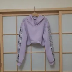 SHEIN 　クロップドパーカー　キッズ　11ー12Y