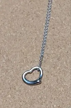 オープンハート風ペンダント