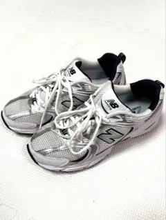New Balance ランニングシューズ ホワイト/シルバー