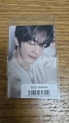 ZB1 ICONIK ギュビン 白衣装 SONYMUSIC ソニミュ トレカ