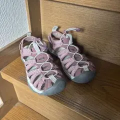 ピンク スポーツサンダル 調整可能