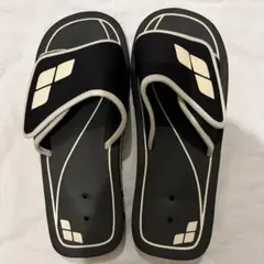 arena アリーナ プールサンダル