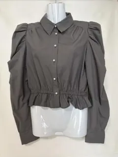 ＧＲＬパフスリーブ長袖ブラウス　パールボタン