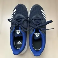 adidas スニーカー　21cm