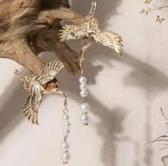 鶴パール髪飾り 着物　成人式 ヘアアクセ　ゴールド　前撮り 振袖 和装アクセ