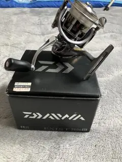 DAIWA .18イグジストLT 2500S-XH-DH スピニングリール - メルカリ