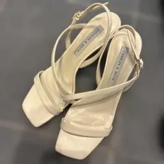 CHARLES&KEITH サンダルのサムネイル