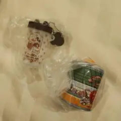 ディズニーランドガチャカプセルトイお菓子フィギュアキーホルダーミッキー