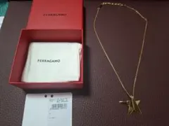 FERRAGAMO ネックレス 星 スター ゴールドのサムネイル