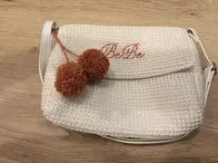 BeBe ラフィアポンポンブレード編みポシェットのサムネイル